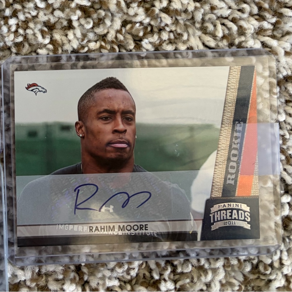 Denver Broncos Trading Cards Bundle With Penny Sleeves and Hard Cover Sleeves - Picture 5 of 10